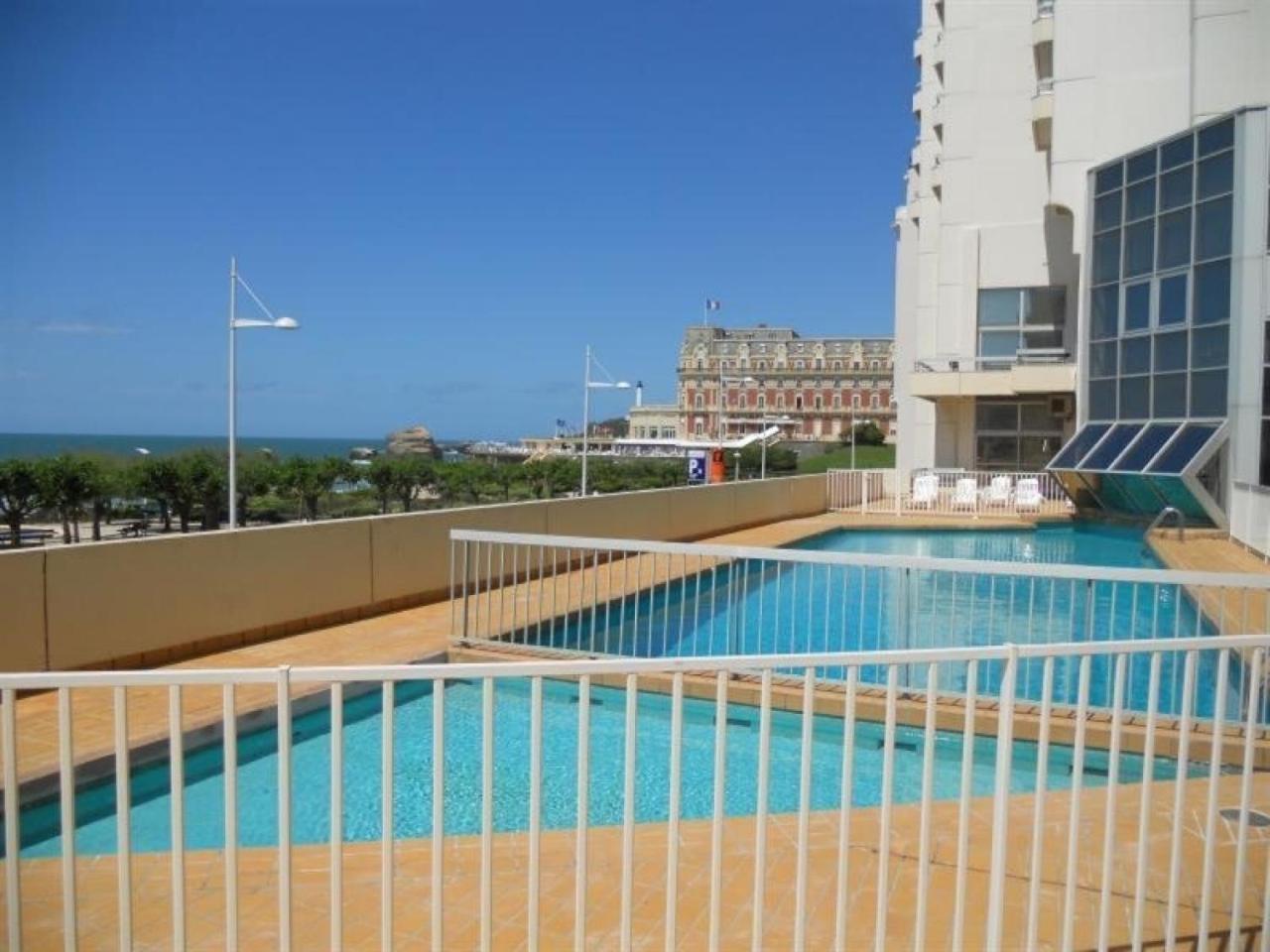 Studio Front De Mer Avec Piscine Et Balcon A Biarritz - Fr-1-3-412 Exterior photo